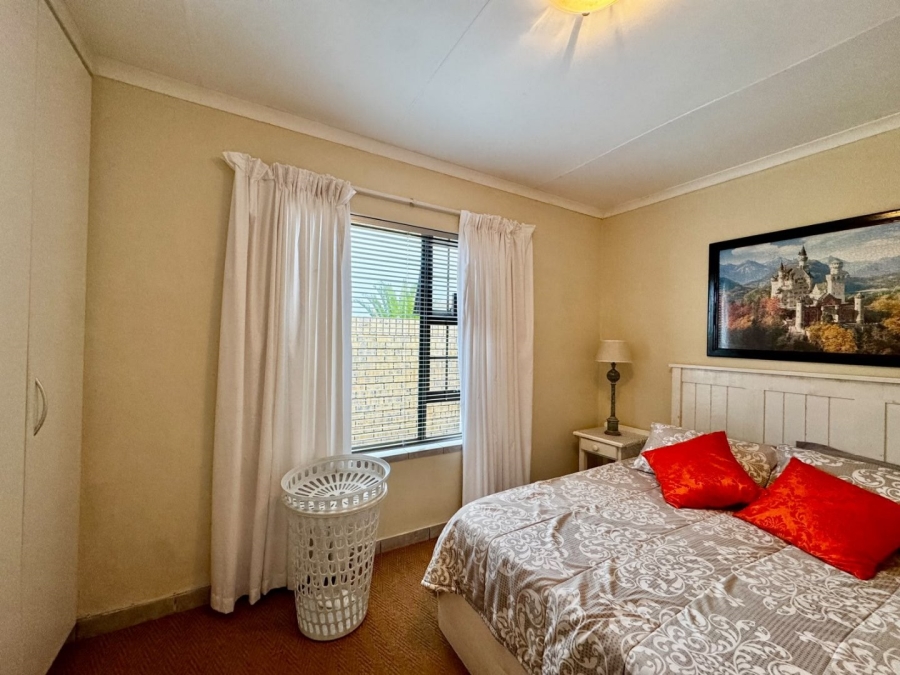 3 Bedroom Property for Sale in Heiderand Western Cape